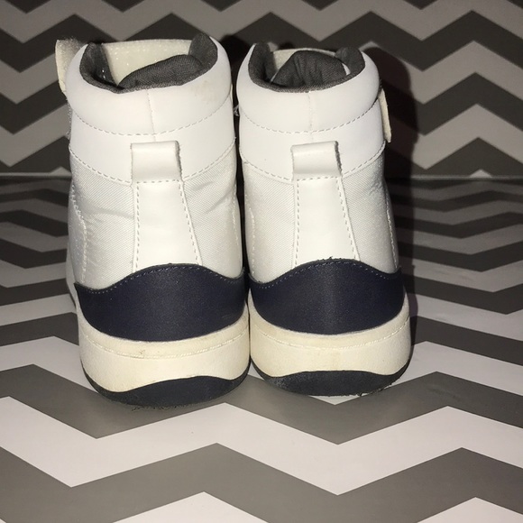 Old Navy hi top sneakers - Picture 3 of 8